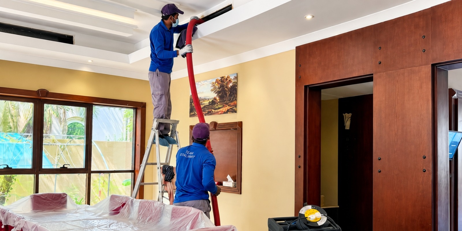 Professional AC duct cleaning service in Dubai